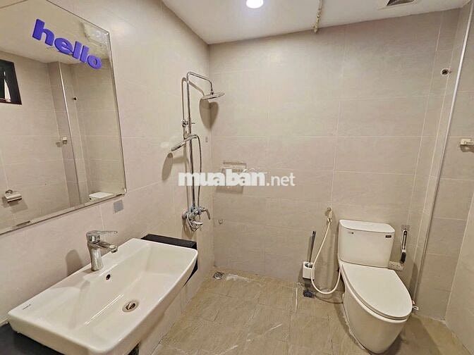 Ở luôn chính chủ STUDIO 40m2 full đồ, Đội Cấn, ô tô vào tận cửa