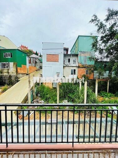 🔥 Nhà Phố Mặt Tiền – Cổ Loa, P.02, Đà Lạt – 84m² – 5.5 Tỷ