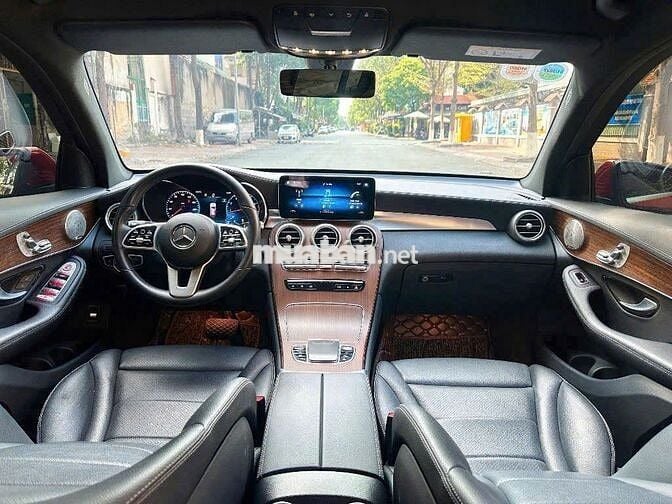 Mercedes GLC 200 4MATIC 2022 34000 km 1 chủ giữ kỹ