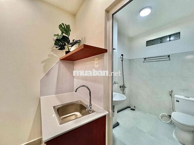 CHO THUÊ CHDV FULL NỘI THẤT CÓ THANG MÁY tại BẠCH ĐẰNG ( KẾ SÂN BAY )