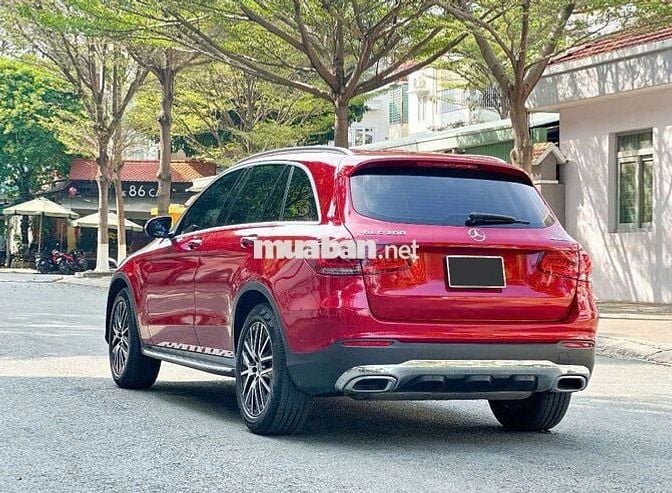 Mercedes GLC 200 4MATIC 2022 34000 km 1 chủ giữ kỹ