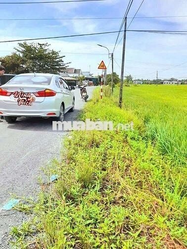 Hàng ngộp, 200m2 đất thổ cư đường xe cont Bình An, chỉ 990tr