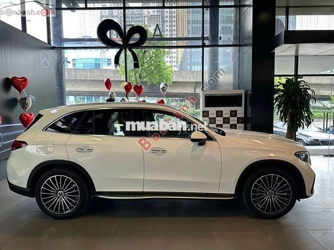 Mercedes Benz GLC 300 4Matic 2025 - 2 Tỷ 339 Triệu