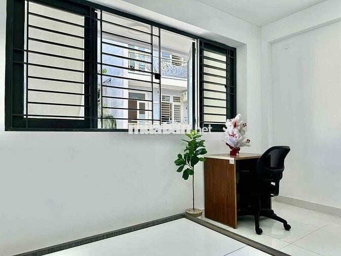 Cho thuê studio full nội thất - cửa sổ - Ngay Nguyễn Sơn