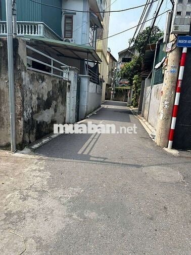 Cần bán Đất trục đường chính liên thông xã, đường ô tô