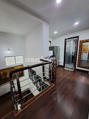 Bán CC HAGL3 New Saigon, 200m2, 1 lầu, 4PN 4WC giá 7.2 tỷ.