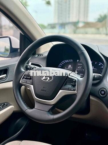 Hyundai Accent 2023 1.4 AT - 60000 km