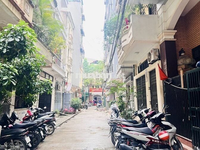 PHÂN LÔ ÔTÔ -45M-8TẦNG THANG MÁY-MT5M-KINH DOANH-KHUẤT DUY TIẾN-T XUÂN
