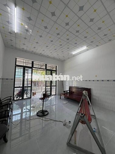 CHỦ NỢ NGOÀI THANH LÝ NHÀ CẤP 4 GẦN BV NHI ĐỒNG BÌNH CHÁNH !