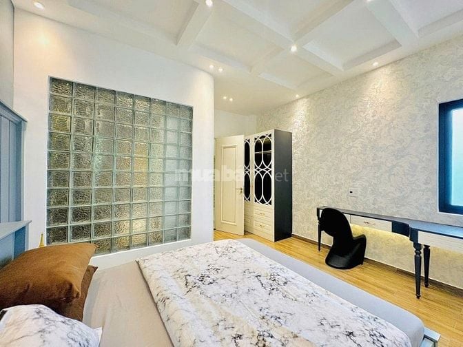 Hạ giá giảm sâu - thanh lý lại căn nhà CMT8 - Tân Bình - Giá 5 tỷ 250