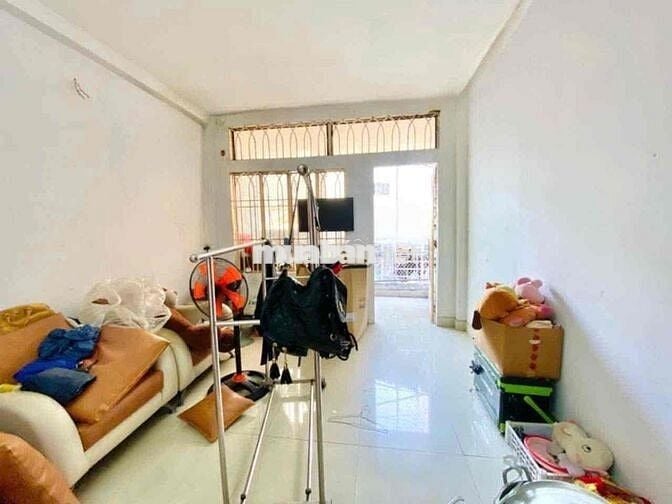 Bán gấp nhà Lê Hồng Phong, Quận 10