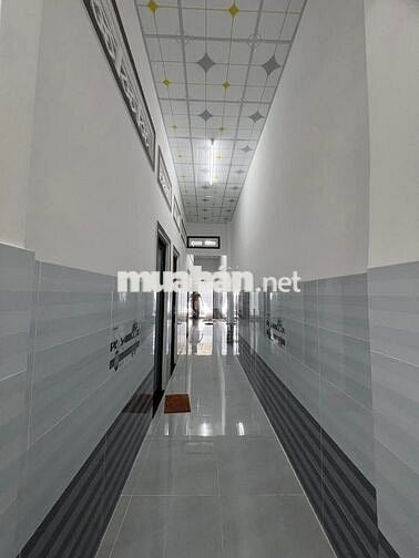 CHỦ NỢ NGOÀI THANH LÝ NHÀ CẤP 4 GẦN BV NHI ĐỒNG BÌNH CHÁNH !