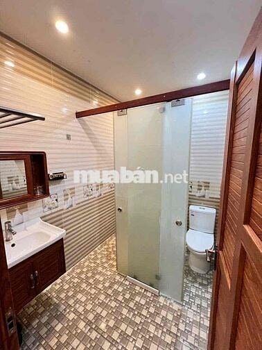 NHÀ MỚI ĐẸP FULL NỘI THẤT CTY8