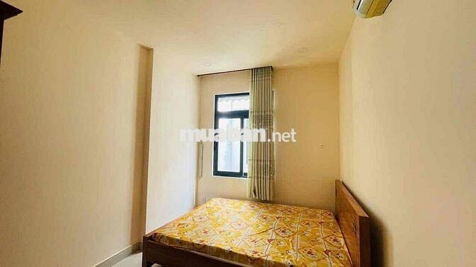 Nhà Nam Long 3 phòng ngủ, mới, 3WC, Đông Bắc, máy lạnh, giường nệm