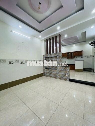 Cần cho thuê nhà MT 240A Nguyễn Thiện Thuật P.3 Q.3