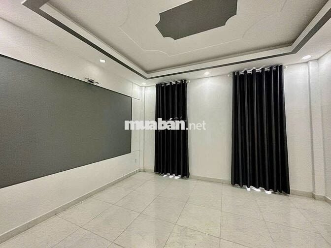Cần cho thuê nhà MT 240A Nguyễn Thiện Thuật P.3 Q.3