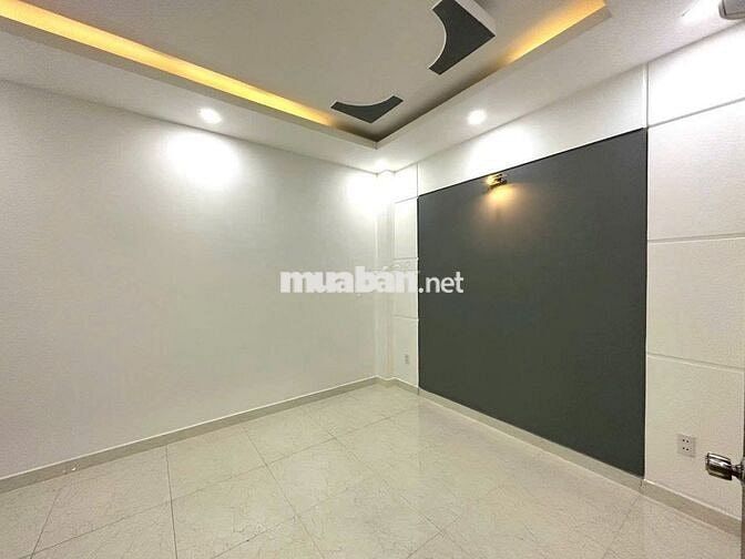 Cần cho thuê nhà MT 240A Nguyễn Thiện Thuật P.3 Q.3