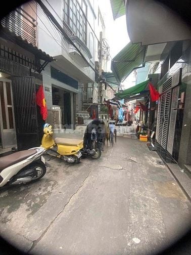 Cho thuê hẻm 3m(BG) Âu Cơ, P.10, Q.TB giá 12,5tr