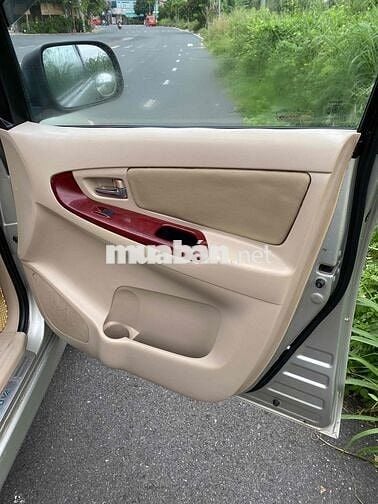 Toyota Innova 2006 G - 188000 km