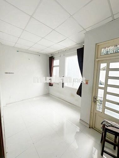 Nhà 2T đúc, 43m² ngang 4.65m – HXH, Trịnh Đình Trọng, Tân Phú – 3.9 tỷ