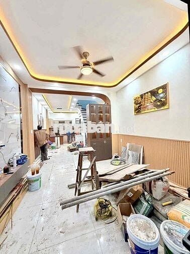 NHÀ MỚI TÂN PHÚ 2 TẦNG BTCT 3PN FULL NT
