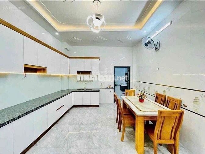 NHÀ 3 LẦU NGAY ĐỒNG NAI,P15,QUẬN 10-6TỶ650/62,5M2(5X12,5)SỔ HỒNG RIÊNG