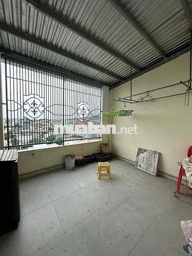 BÁN ĐẤT TẶNG NHÀ KHO CHO THUÊ KINH DOANH MẶT TIỀN NGUYỄN QUYỀN