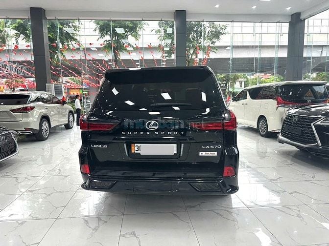 Bán Lexus LX570 sản xuất 2016 Xe đăng ký cá nhân đen nt kem 