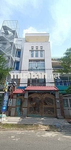 Cho thuê nhà 4 tấm DT 6x20 có thang máy
