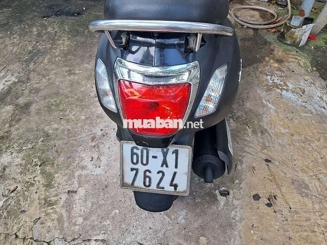 Elizabet giá rẻ..bs 60..giấy đầy đủ