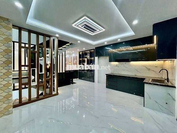 BÁN NHÀ đẹp BÌNH TÂN, gần Tân Phú, 5 tầng, DT 5x17m, hẻm 7m chỉ 7.1 tỷ