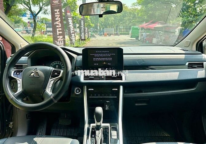 Xpander Cross 2025 màu Nâu ODO 8.000km Biển HCM