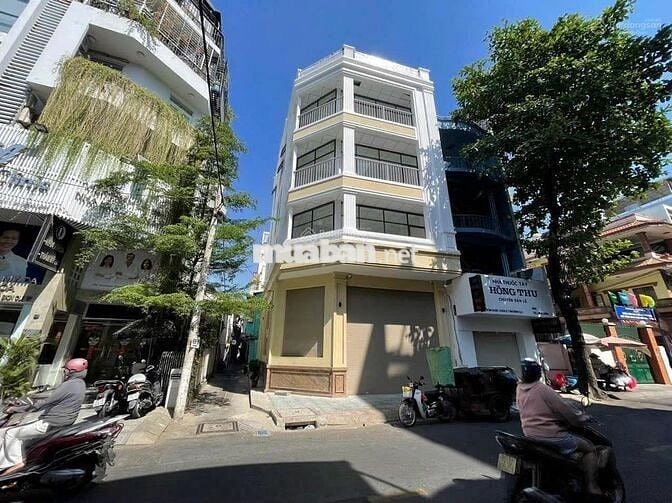 GIÁ RẺ ! GÓC 2MT TRUNG TÂM , QUẬN 1 - 8X15 - HẦM 5 TẦNG ( THANG MÁY )