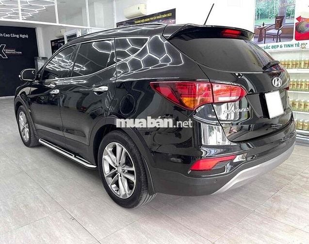 Hyundai Santa Fe 2018 2.4L 4WD - 63000 km