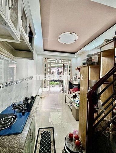 Bán nhà Bình Tân, Mã Lò 3 tầng 2PN lớn chỉ 2 tỷ hơn xíu
