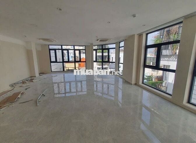 GIÁ RẺ ! GÓC 2MT TRUNG TÂM , QUẬN 1 - 8X15 - HẦM 5 TẦNG ( THANG MÁY )