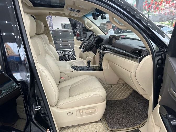 Bán Lexus LX570 sản xuất 2016 Xe đăng ký cá nhân đen nt kem 