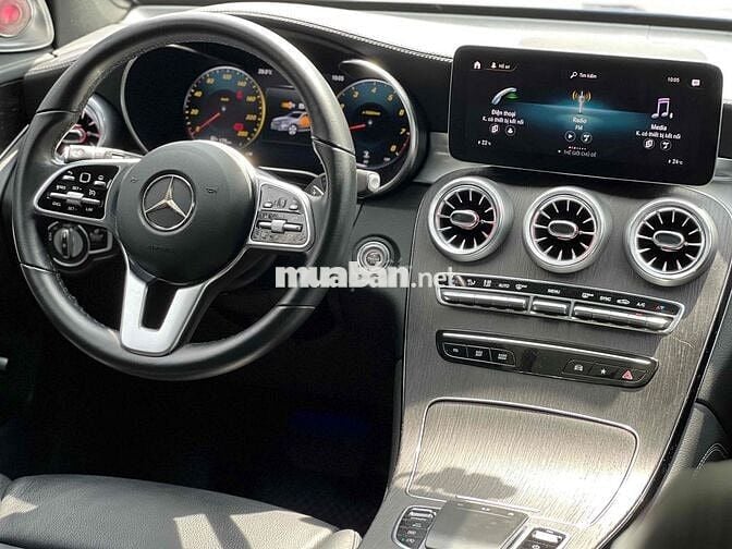 Mercedes GLC300 4Matic 2021 Siu Lướt 33000 km
