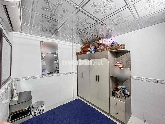 Nhà lầu hoàn công giá êm. gần chợ Trần Việt Châu. chính chủ gửi bán