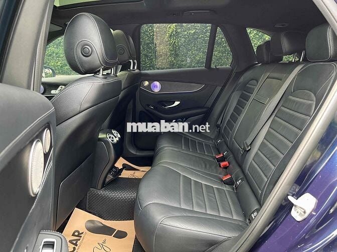 Mercedes GLC300 4Matic 2021 Siu Lướt 33000 km
