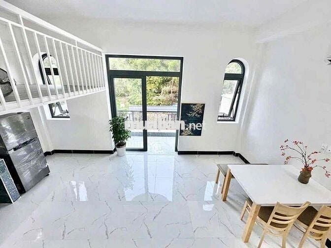 CĂN HỘ DUPLEX BALCONY, MÁY GIẶC RIÊNG, THANG MÁY NGAY NGÃ TƯ HÀNG XANH