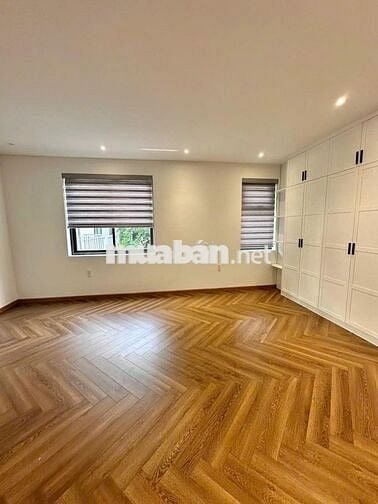 SIÊU PHẨM Biệt Thự Khu Miếu Nổi Phan Xích Long - 18A Phan Xích Long PN