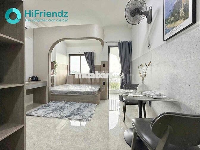 CĂN HỘ MỚI XÂY NGAY GIGAMAIL- BAN CÔNG FULL NỘI THẤT