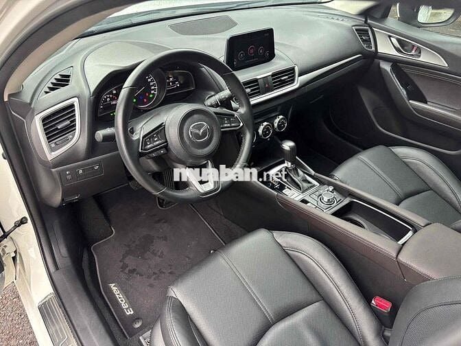 Mazda 3 2019 Sport 1.5L Luxury - 1400 km,siu cọp