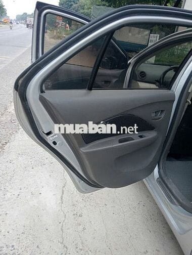 Toyota Yaris 2011 1.3 AT - 170000 km