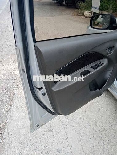 Toyota Yaris 2011 1.3 AT - 170000 km