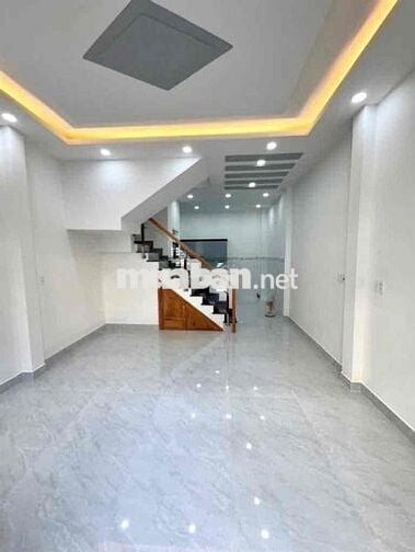 Nhà ngay Vườn lài - Dt:4,6x10- đúc 2 tầng - hẻm 6m- Chỉ 5.xtỷ
