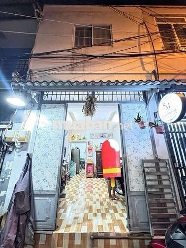 Nhà Lê Thúc Hoạch, ND, 30m2, 4x8m, 2 Tầng, 2 PN, Giá chỉ Nhỉnh 2 Tỷ