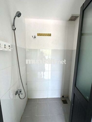 CHO THUÊ PHÒNG TRỌ RỘNG CÓ GÁC HƯNG PHÚ CTY8 GIÁ 3TR/THÁNG