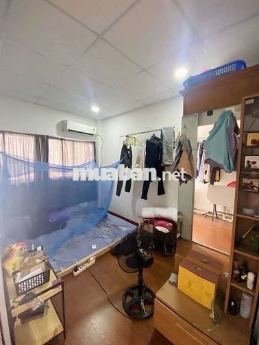 Nhà Quốc Lộ 1A, Tân Tạo A, 33m², 4,2x7,7m, 2 Tầng, 2 PN, Giá 2 Tỷ hơn
